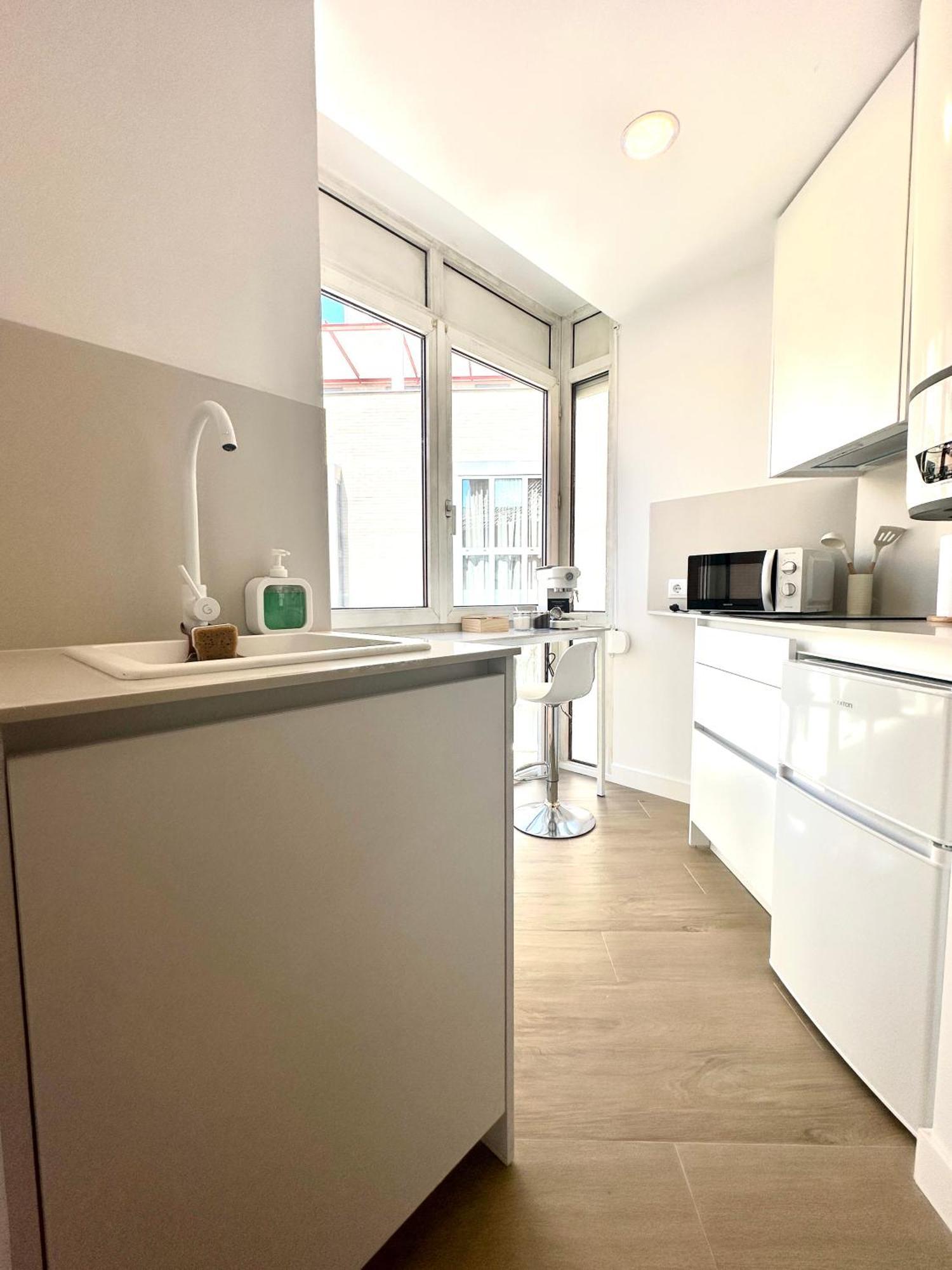 Apartamento Andres Tamayo Av America 马德里 外观 照片